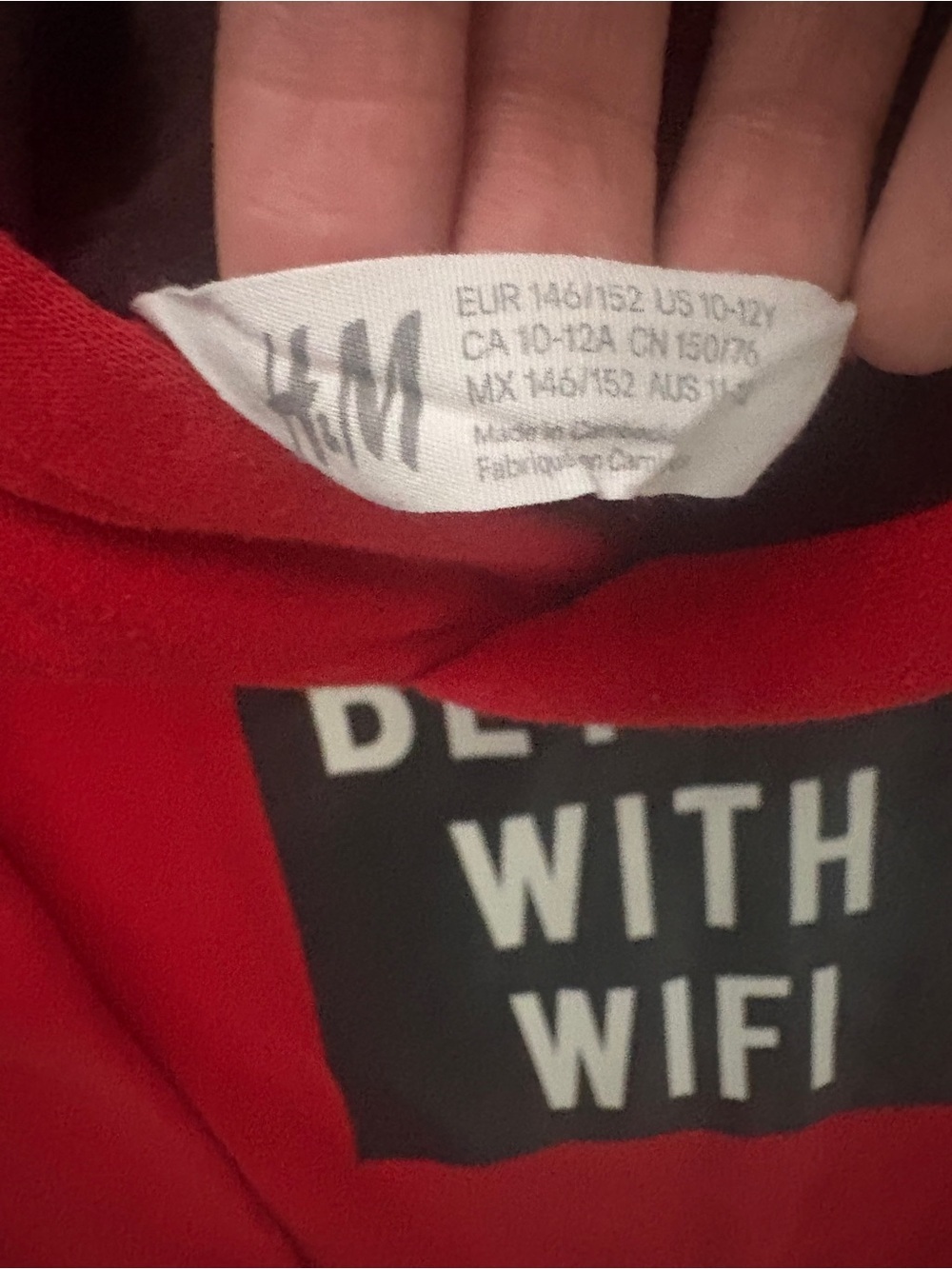 H&M Red Life Is Better With Wifi Hoodie Youth Kids Graphic Pullover Sweater - Picture 3 of 4